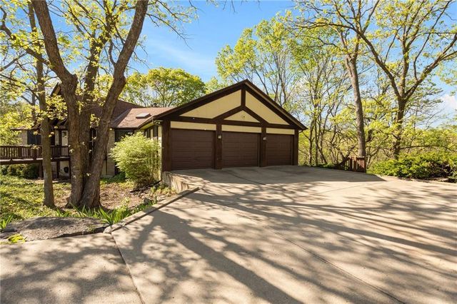 7206 Larson Avenue, Kansas City, MO 64133