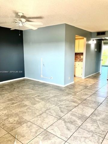 850 SW 133 Terrace 411B, Pembroke Pines, FL 33027