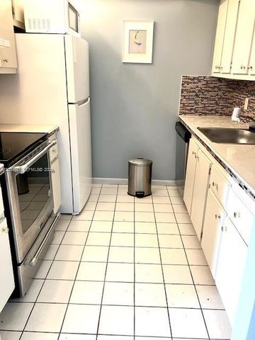 850 SW 133 Terrace 411B, Pembroke Pines, FL 33027