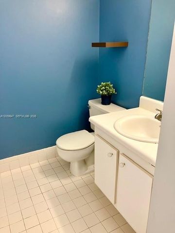 850 SW 133 Terrace 411B, Pembroke Pines, FL 33027