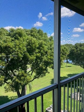 850 SW 133 Terrace 411B, Pembroke Pines, FL 33027