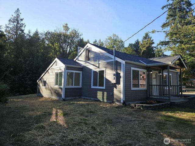 10211 NE Ogle Road, Poulsbo, WA 98370