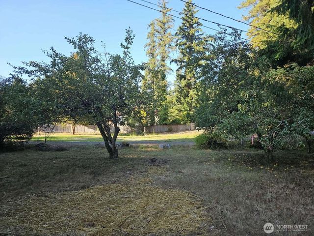 10211 NE Ogle Road, Poulsbo, WA 98370