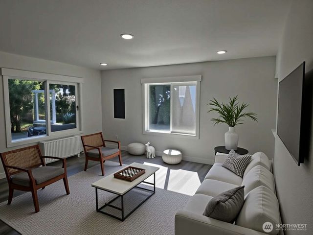 10211 NE Ogle Road, Poulsbo, WA 98370