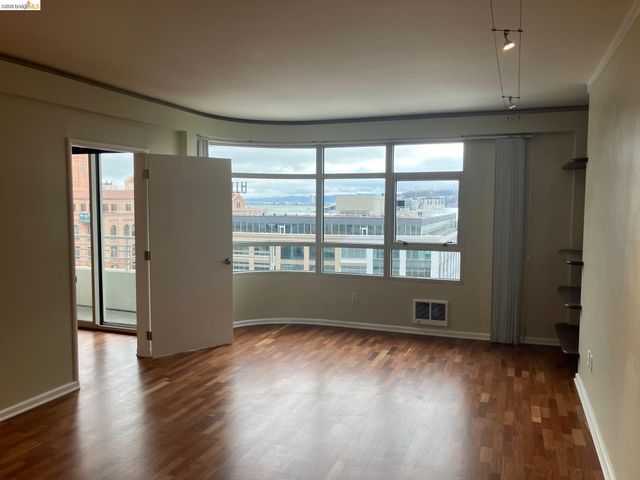 403 Main St 801N, San Francisco, CA 94105