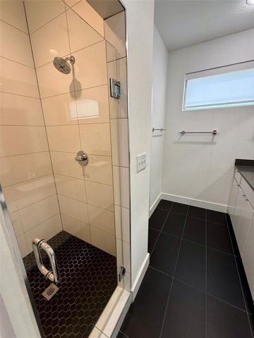 4211 Delano Place 5B, Dallas, TX 75204