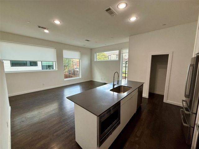 4211 Delano Place 5B, Dallas, TX 75204