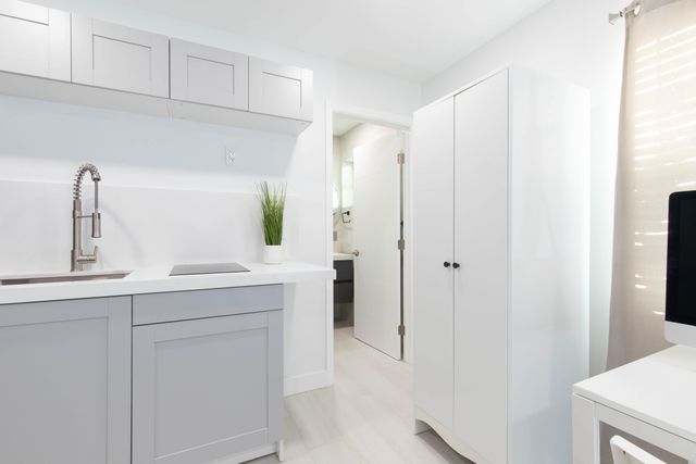 1826 Jefferson Street, Hollywood, FL 33020