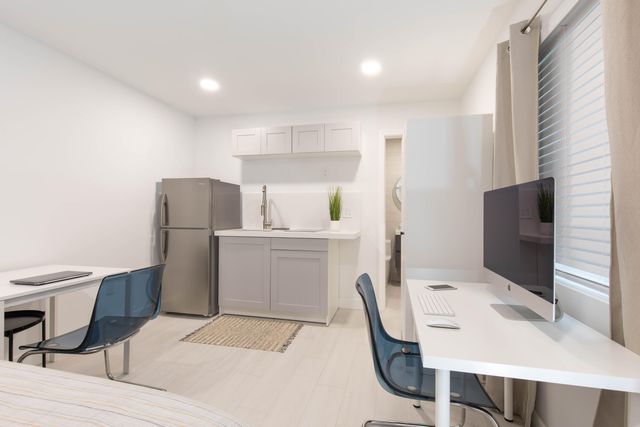 1826 Jefferson Street, Hollywood, FL 33020