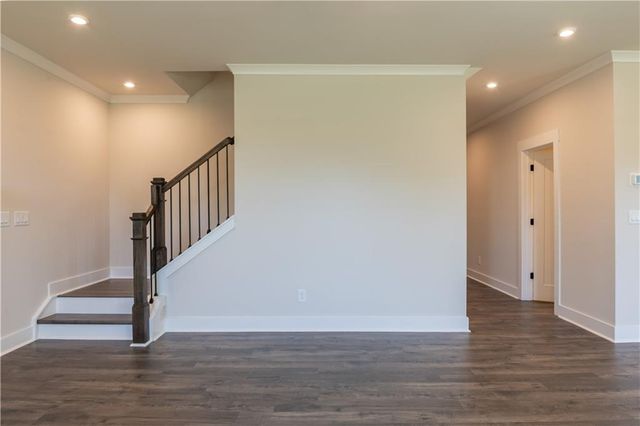 307 William Gossett Drive, Canton, GA 30114