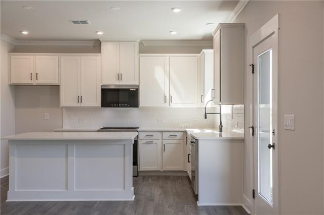 307 William Gossett Drive, Canton, GA 30114