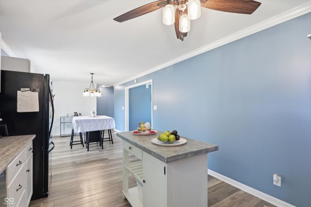 556 E 1000 N, Fortville, IN 46040