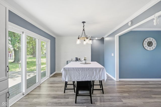 556 E 1000 N, Fortville, IN 46040