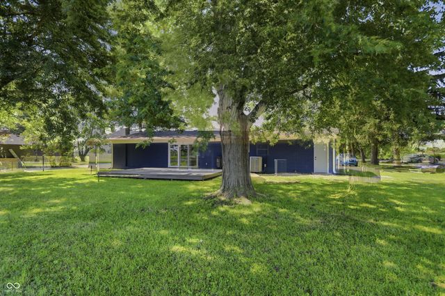 556 E 1000 N, Fortville, IN 46040