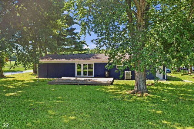 556 E 1000 N, Fortville, IN 46040