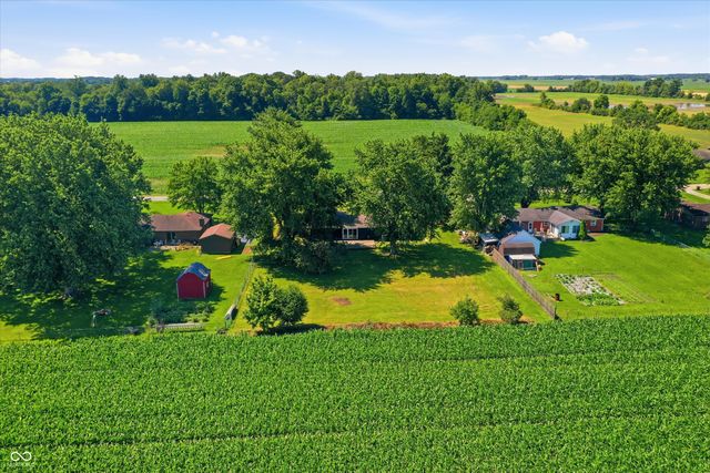 556 E 1000 N, Fortville, IN 46040