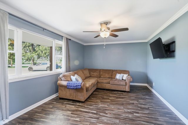 556 E 1000 N, Fortville, IN 46040