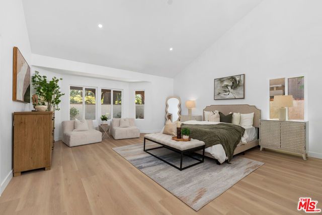3240 Casino Drive, Thousand Oaks, CA 91362