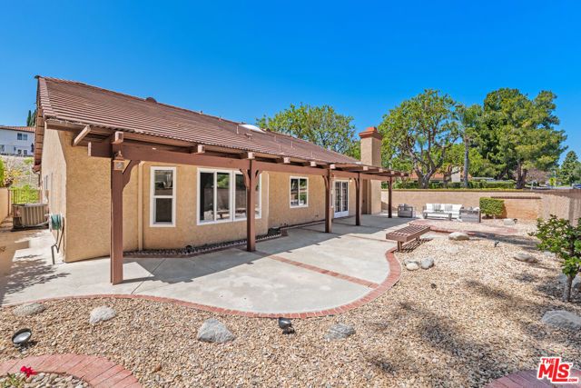 3240 Casino Drive, Thousand Oaks, CA 91362