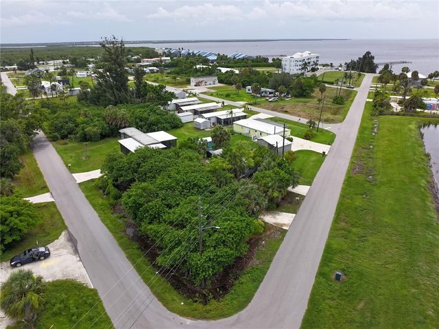 4572 STURKIE AVENUE, Port Charlotte, FL 33953