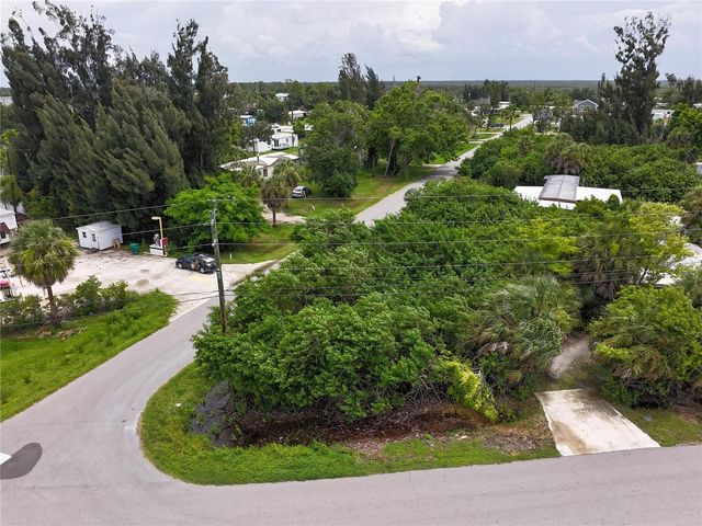 4572 STURKIE AVENUE, Port Charlotte, FL 33953