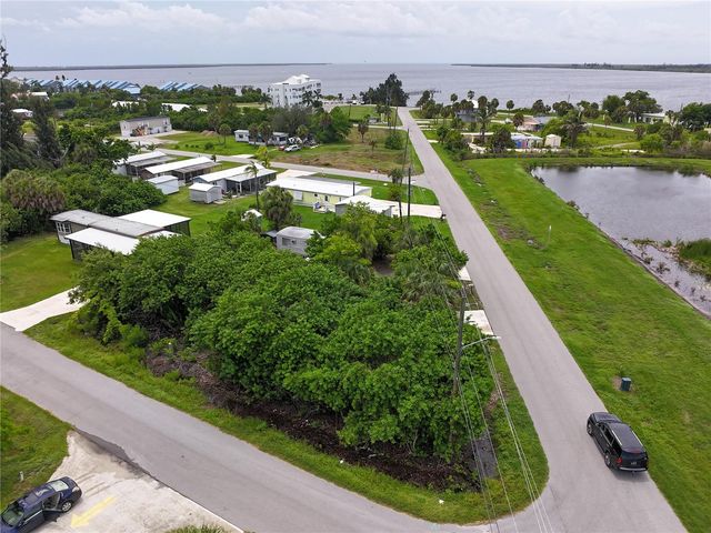 4572 STURKIE AVENUE, Port Charlotte, FL 33953
