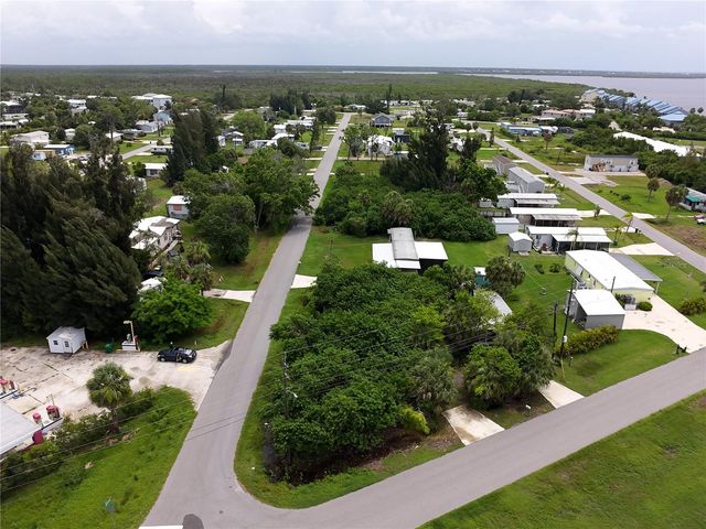 4572 STURKIE AVENUE, Port Charlotte, FL 33953