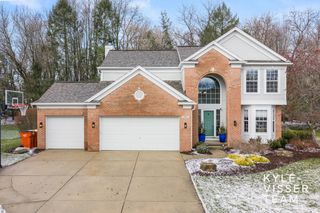 7033 Concolor Drive Ne, Plainfield Twp, MI 49341