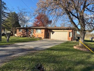 30882 Leelane Street, Farmington Hills, MI 48336