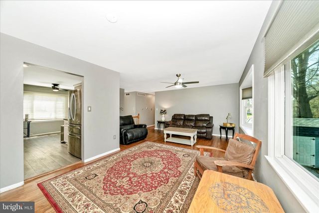 233 WINTERGREEN LN, Brunswick, MD 21716