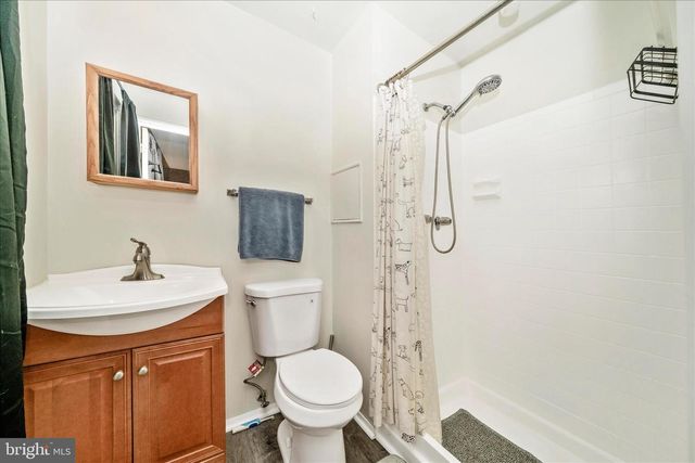 233 WINTERGREEN LN, Brunswick, MD 21716