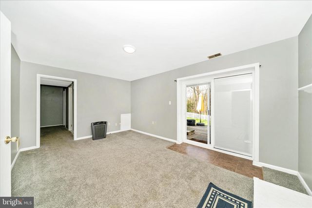 233 WINTERGREEN LN, Brunswick, MD 21716