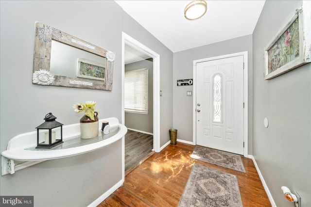 233 WINTERGREEN LN, Brunswick, MD 21716