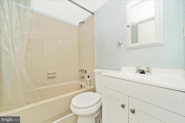 233 WINTERGREEN LN, Brunswick, MD 21716