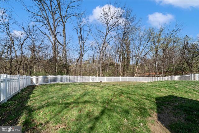 233 WINTERGREEN LN, Brunswick, MD 21716