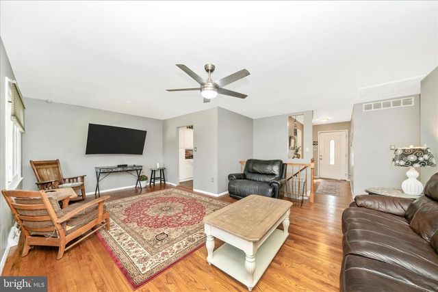 233 WINTERGREEN LN, Brunswick, MD 21716