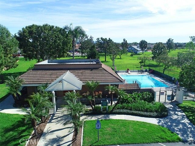 10565 Chinook Avenue, Fountain Valley, CA 92708