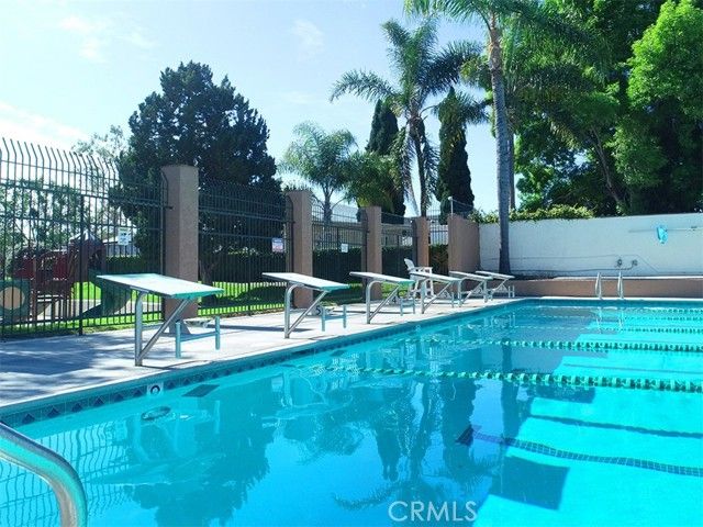 10565 Chinook Avenue, Fountain Valley, CA 92708