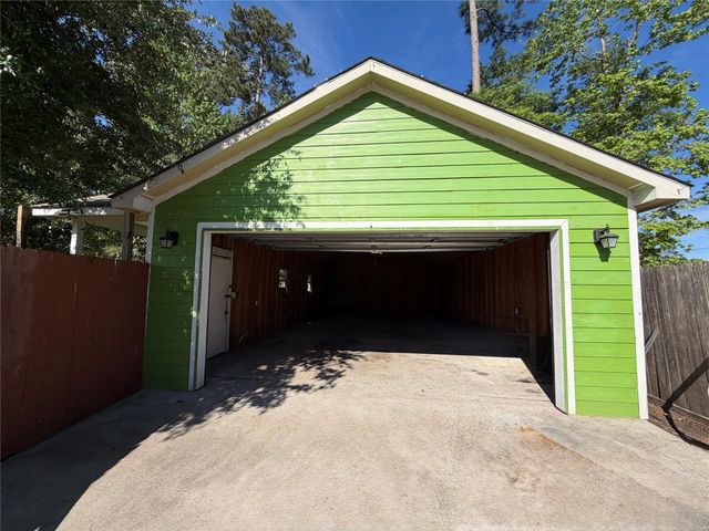 23943 Swallowtail Lane, New Caney, TX 77357