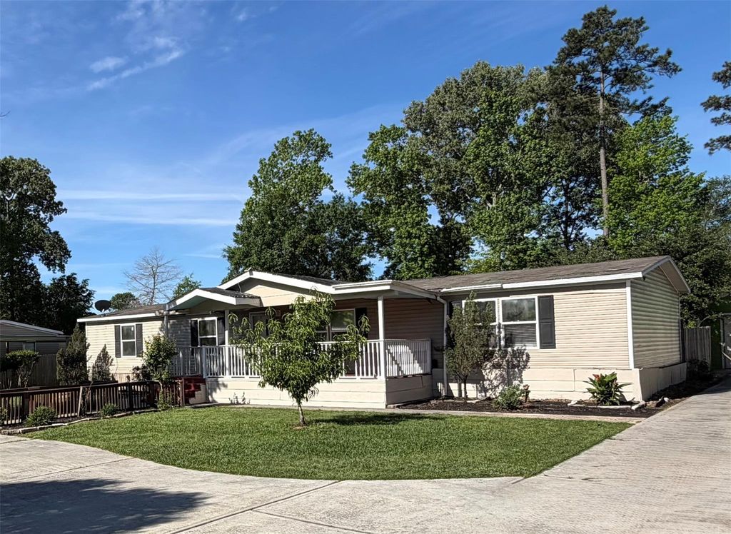 23943 Swallowtail Lane, New Caney, TX 77357