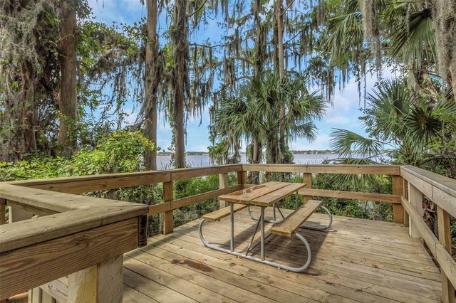 3675 JANUS WAY, Palm Harbor, FL 34685