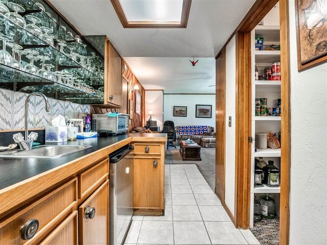 4017 Cherry Hill Lane, Oklahoma City, OK 73120