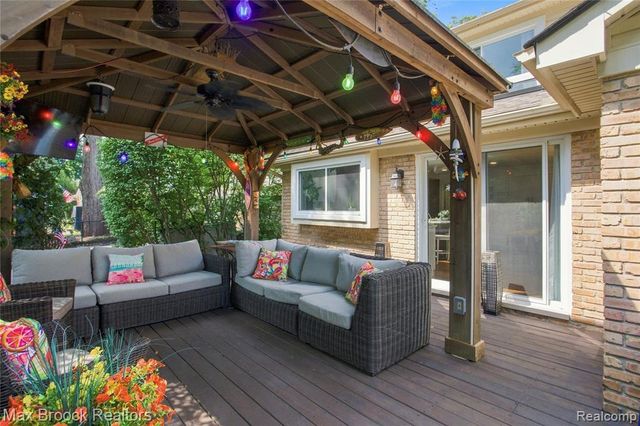 3845 Shellmarr Lane, Bloomfield Hills, MI 48302