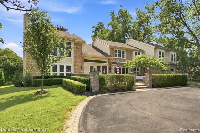 3845 Shellmarr Lane, Bloomfield Hills, MI 48302