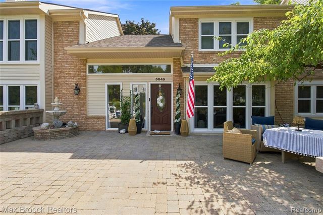3845 Shellmarr Lane, Bloomfield Hills, MI 48302