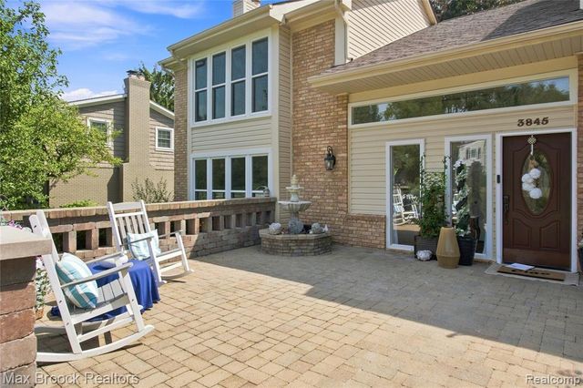 3845 Shellmarr Lane, Bloomfield Hills, MI 48302