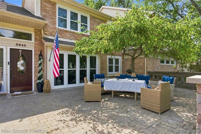 3845 Shellmarr Lane, Bloomfield Hills, MI 48302