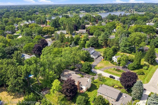 3845 Shellmarr Lane, Bloomfield Hills, MI 48302