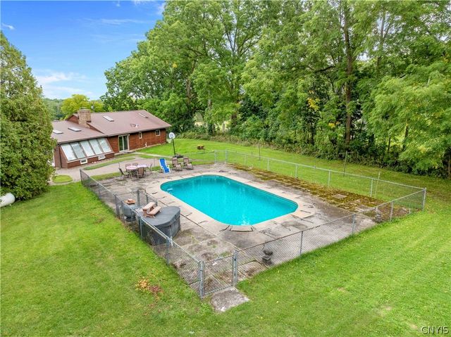7149 East Sorrell Hill Road, Van Buren, NY 13027