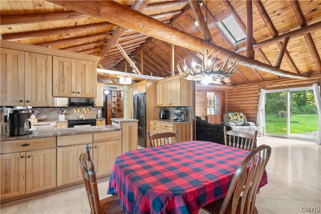 7149 East Sorrell Hill Road, Van Buren, NY 13027